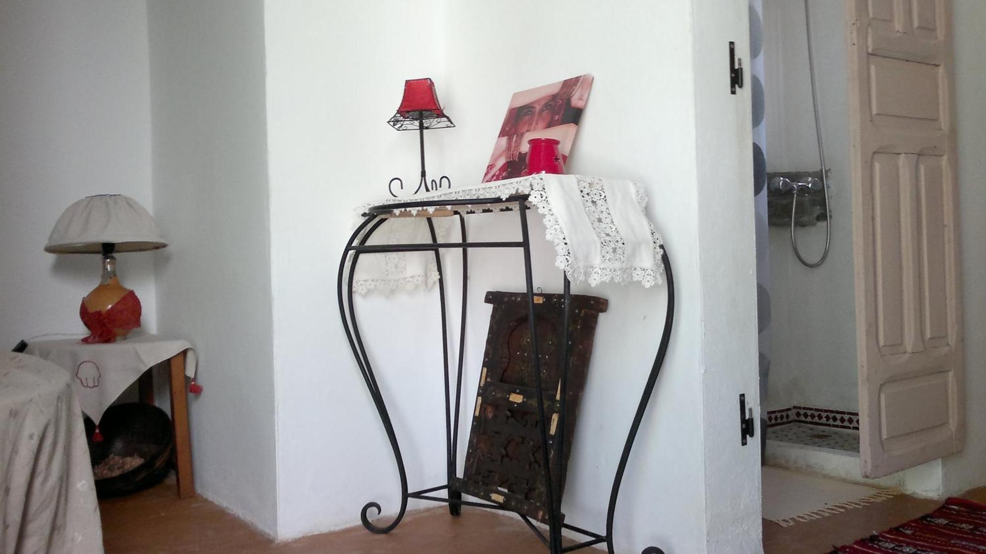 Au Bord De L'Eau Hotell Setti Fatma Exteriör bild